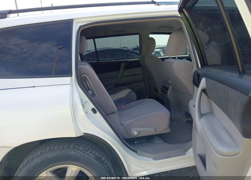 2008 TOYOTA HIGHLANDER VIN: JTEDS41A182006461