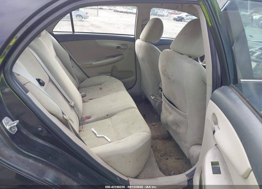 2013 TOYOTA COROLLA LE VIN: 2T1BU4EE8DC092446