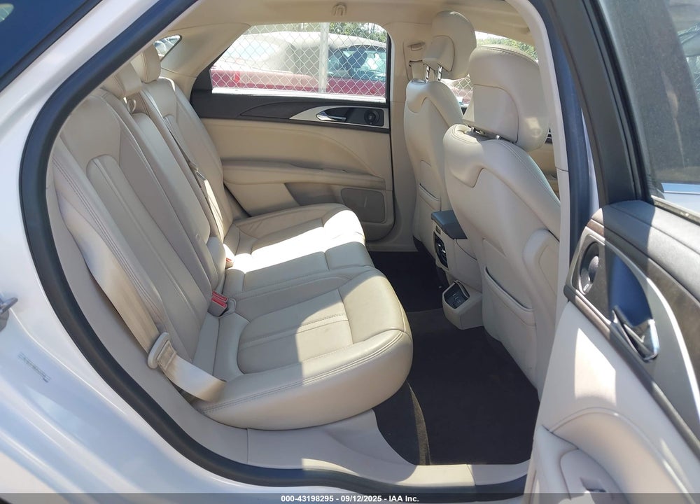 2018 LINCOLN MKZ HYBRID RESERVE VIN: 3LN6L5MU2JR621765