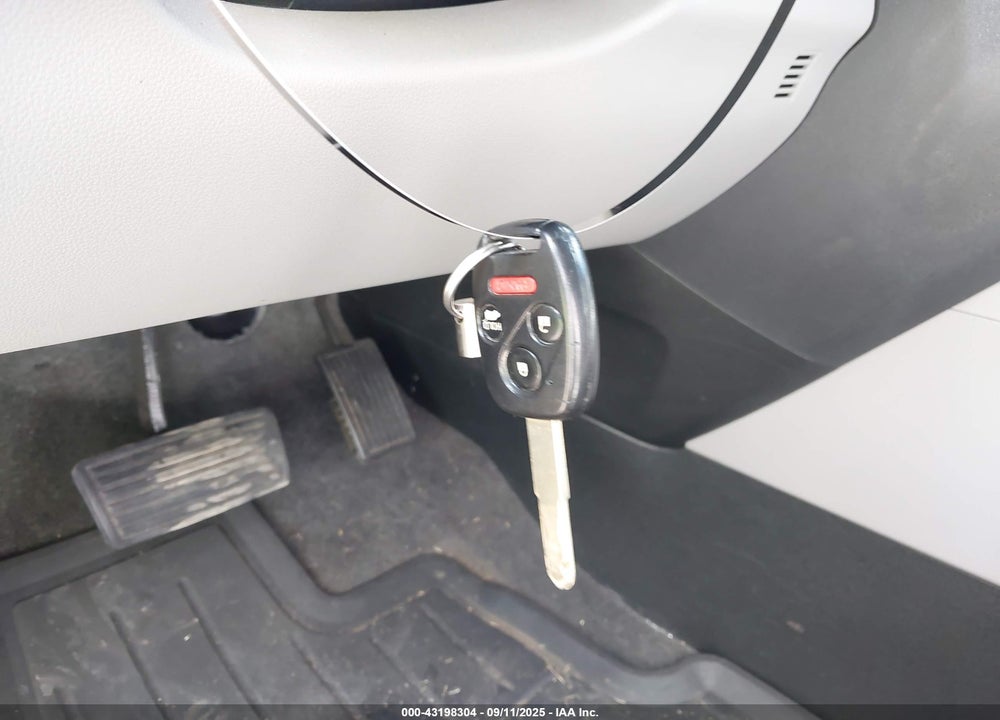 2013 HONDA PILOT VIN: 5FNYF4H97DB010642