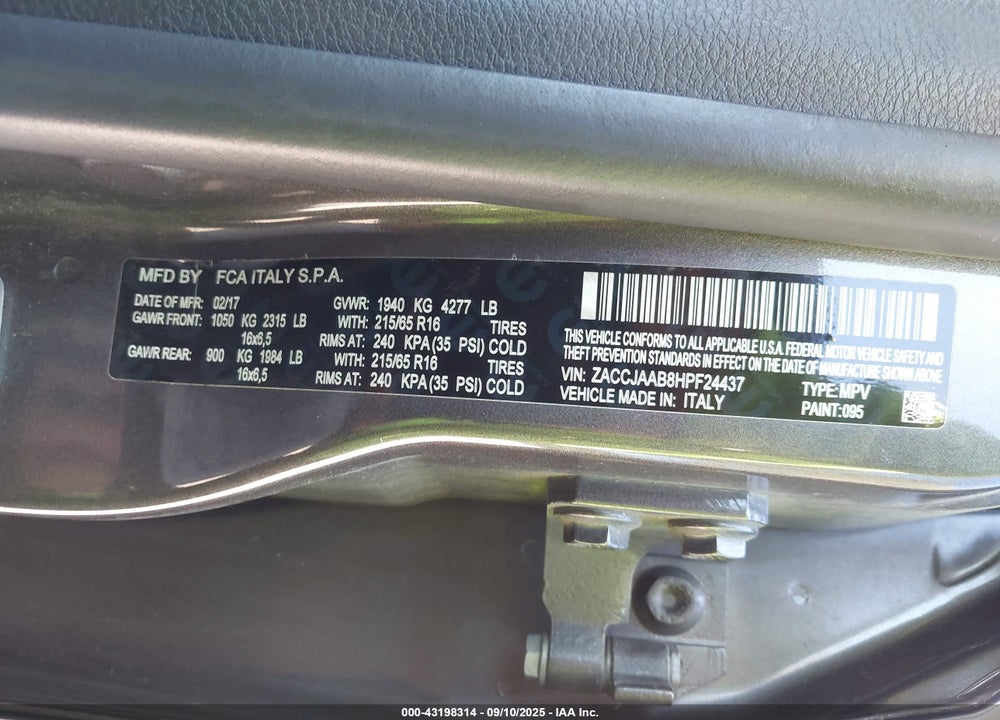 2017 JEEP RENEGADE VIN: ZACCJAAB8HPF24437