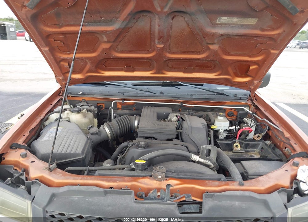 2005 CHEVROLET COLORADO LS VIN: 1GCDS136X58109365