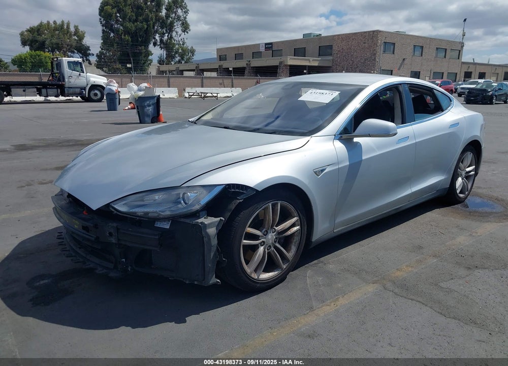 2014 TESLA MODEL S VIN: 5YJSA1H18EFP21006
