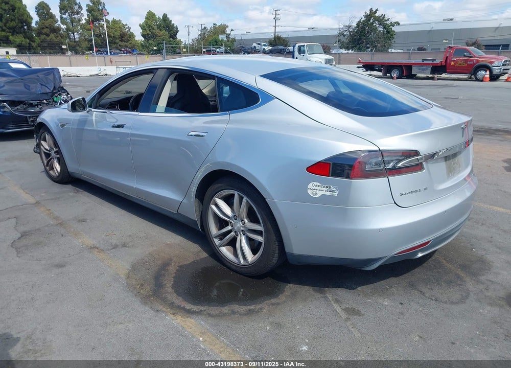 2014 TESLA MODEL S VIN: 5YJSA1H18EFP21006