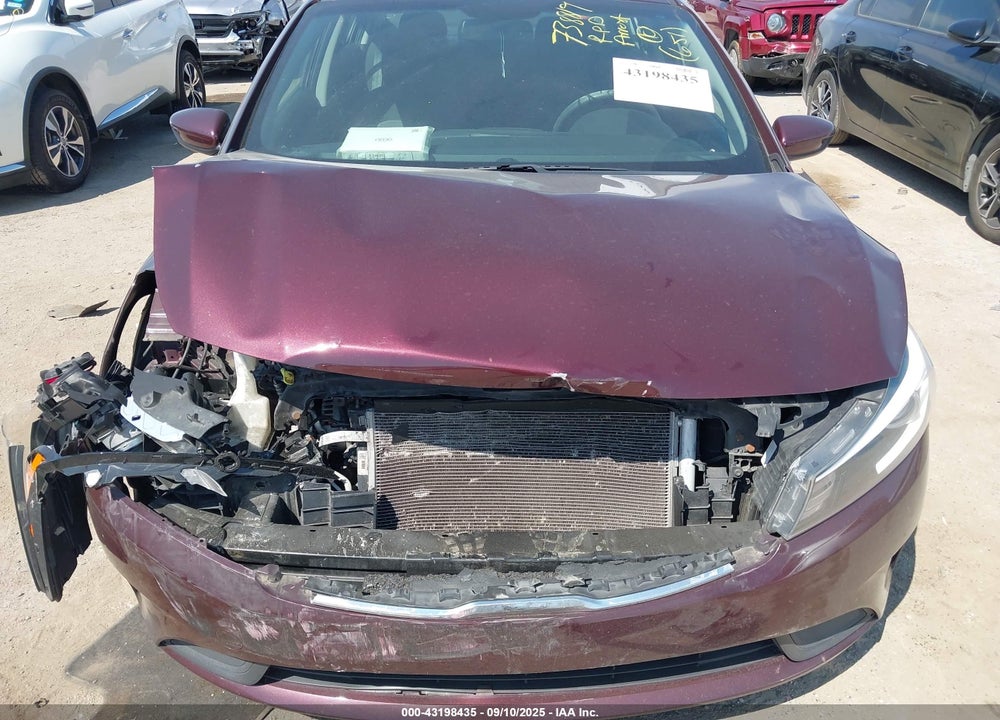 2018 KIA FORTE LX VIN: 3KPFL4A7XJE248303