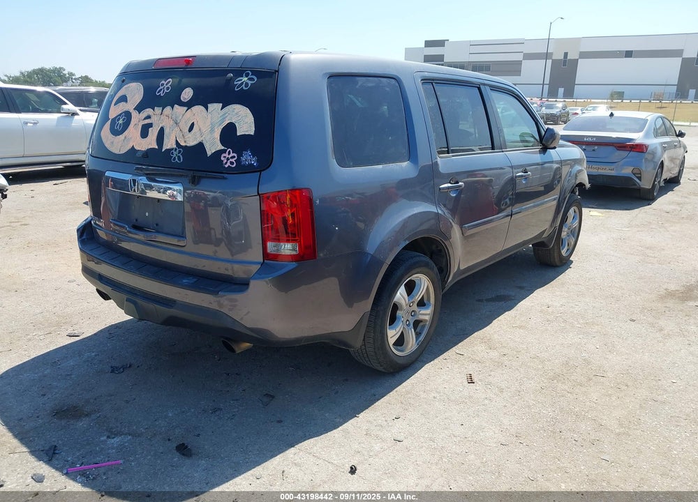 2015 HONDA PILOT VIN: 5FNYF3H56FB007998