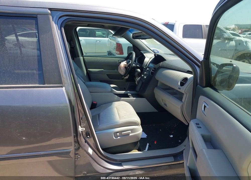 2015 HONDA PILOT VIN: 5FNYF3H56FB007998