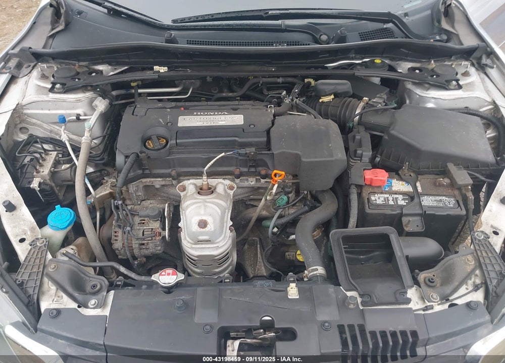 2013 HONDA ACCORD VIN: 1HGCR2F76DA007359