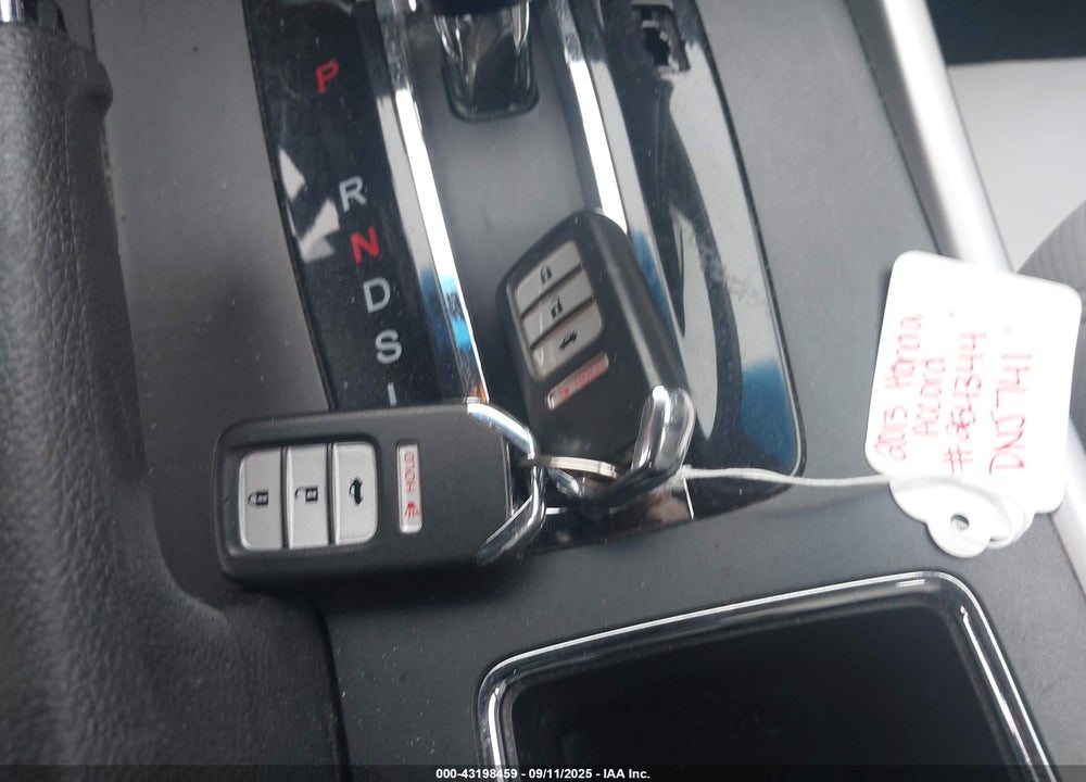 2013 HONDA ACCORD VIN: 1HGCR2F76DA007359