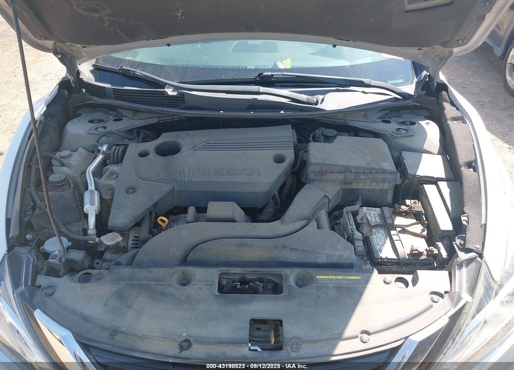 2016 NISSAN ALTIMA VIN: 1N4AL3AP3GC255619