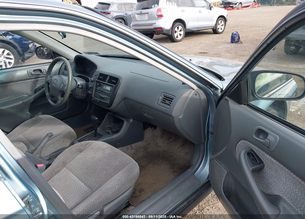 2000 HONDA CIVIC LX VIN: 2HGEJ6674YH586933