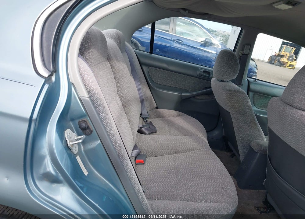 2000 HONDA CIVIC LX VIN: 2HGEJ6674YH586933