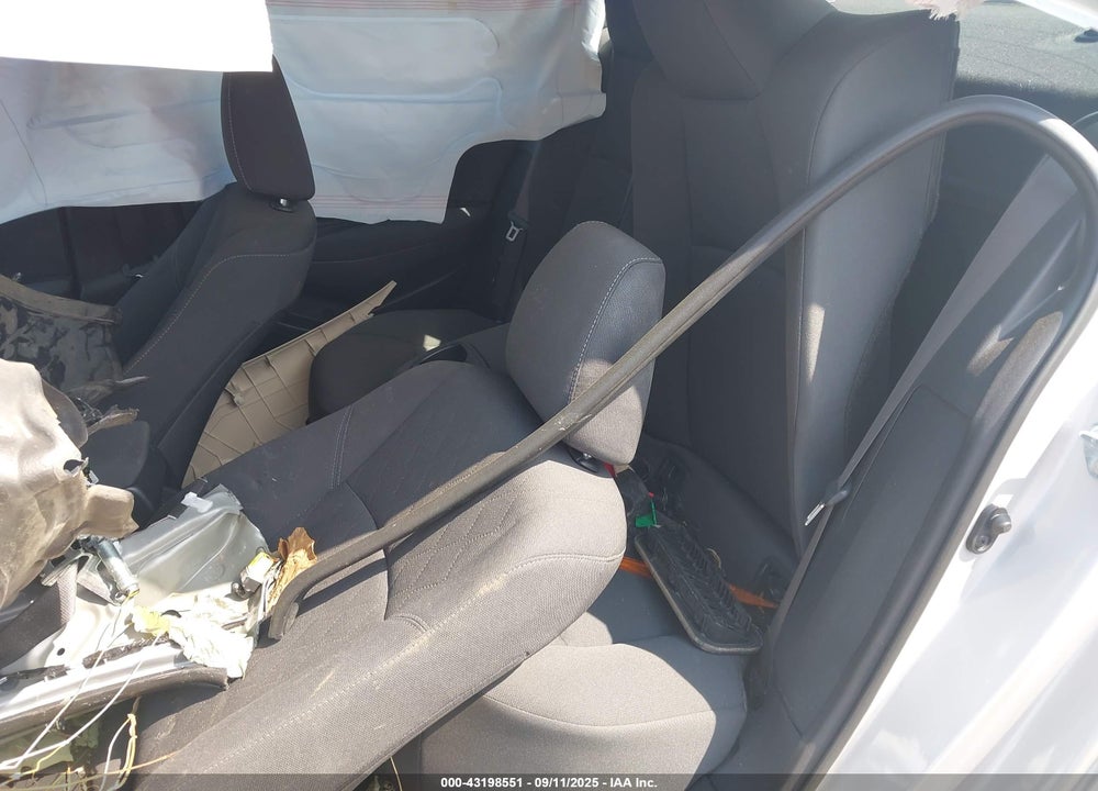 2024 TOYOTA COROLLA LE VIN: 5YFB4MDE9RP143767