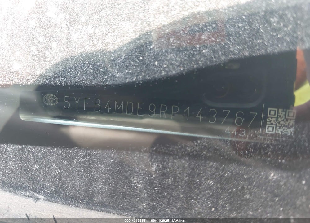 2024 TOYOTA COROLLA LE VIN: 5YFB4MDE9RP143767