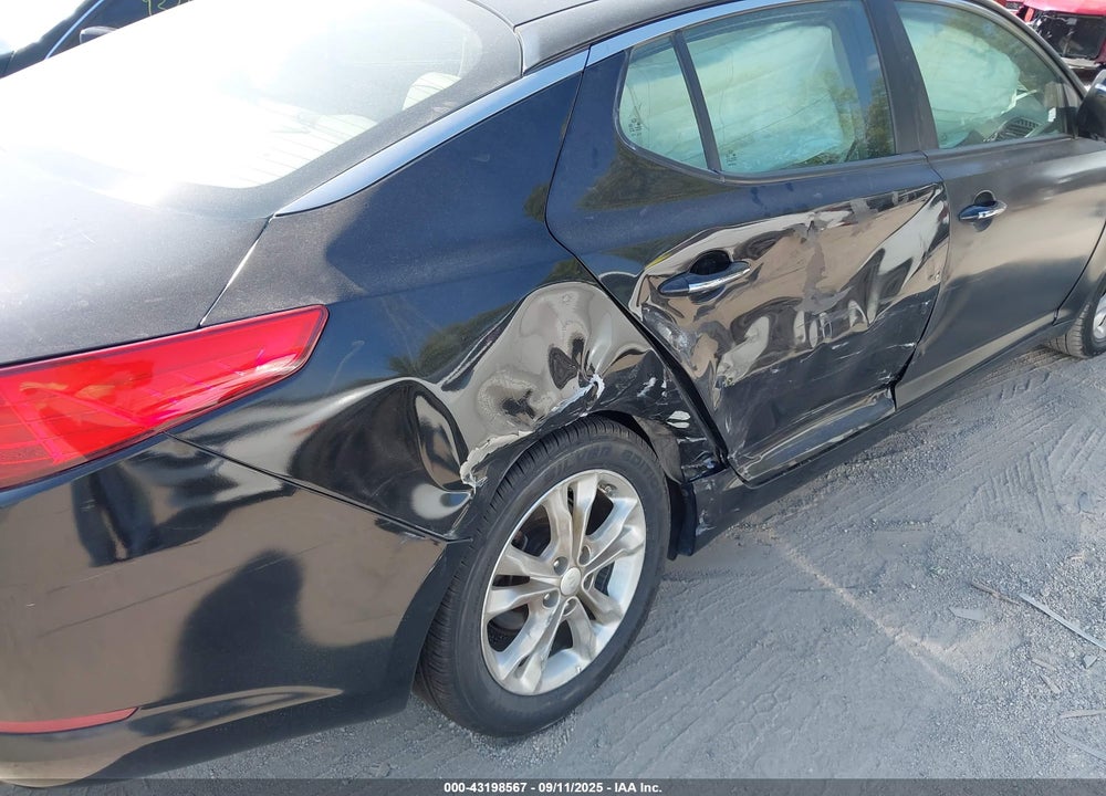 2012 KIA OPTIMA VIN: 5XXGN4A77CG089930