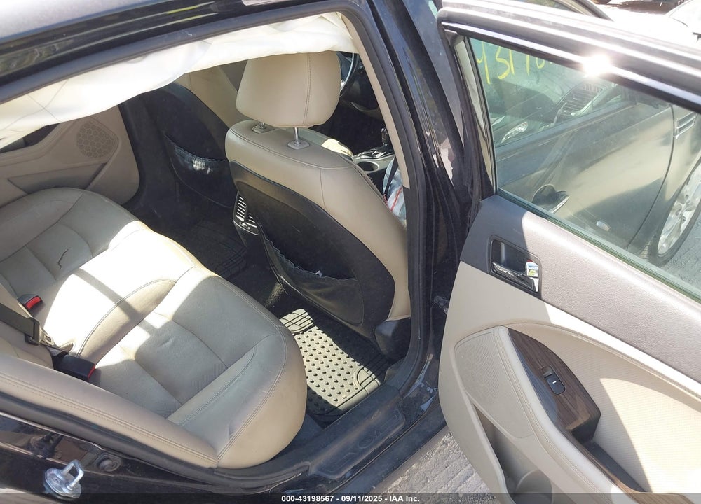 2012 KIA OPTIMA VIN: 5XXGN4A77CG089930