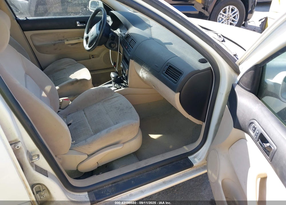 2000 VOLKSWAGEN JETTA GLS 1.8L TURBO VIN: 3VWSD29M9YM152086