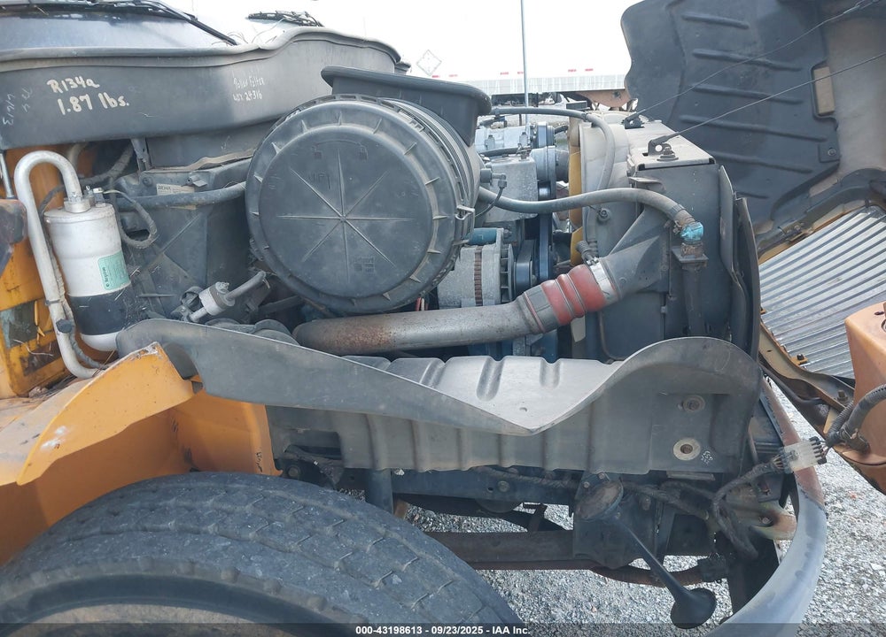 2003 INTERNATIONAL 4000 4300 VIN: 1HTMMAAN63H568977