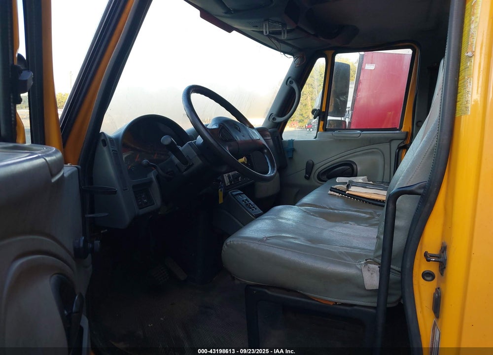 2003 INTERNATIONAL 4000 4300 VIN: 1HTMMAAN63H568977