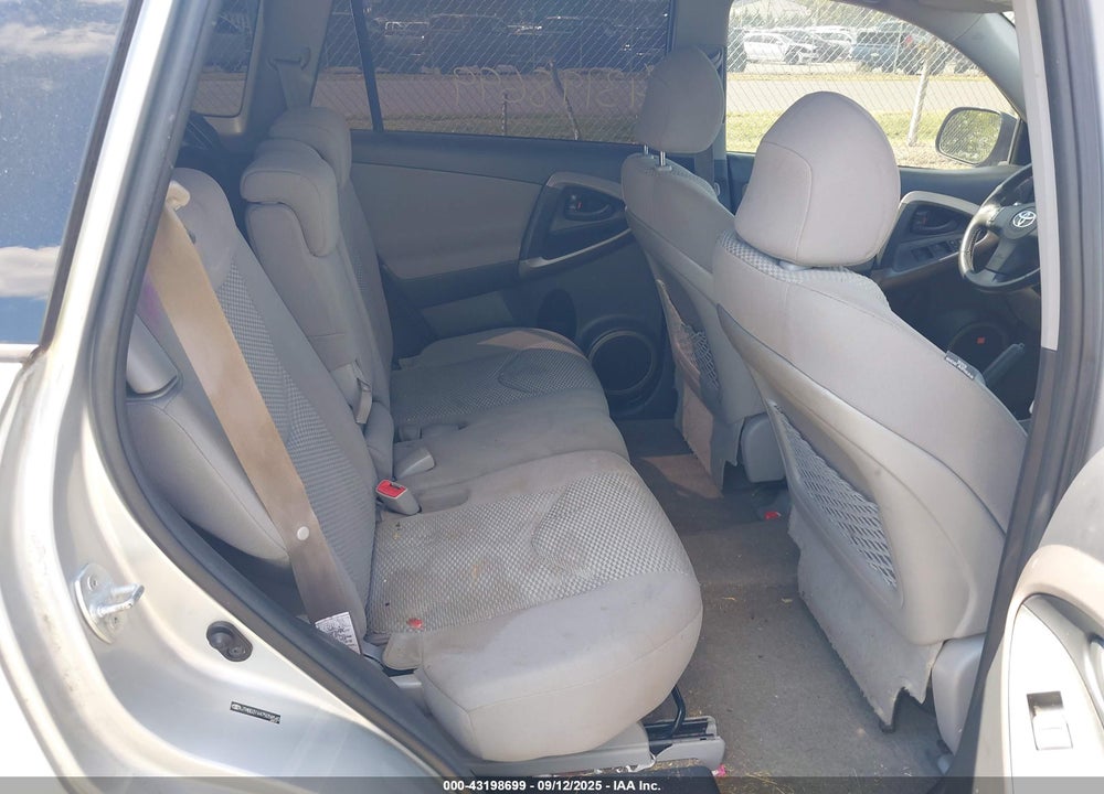 2007 TOYOTA RAV4 LIMITED VIN: JTMBD31V475058540