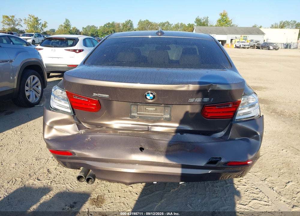 2013 BMW 3 SERIES VIN: WBA3B5C53DF593946