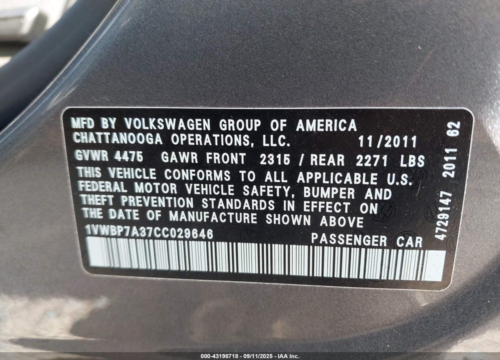 2012 VOLKSWAGEN PASSAT VIN: 1VWBP7A37CC029646