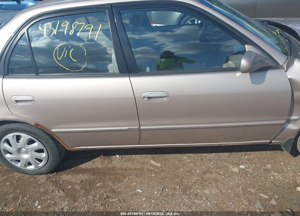 2001 TOYOTA COROLLA LE VIN: 1NXBR12E81Z496331