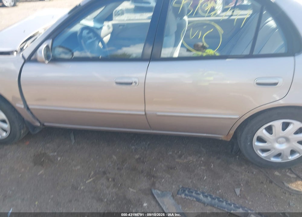 2001 TOYOTA COROLLA LE VIN: 1NXBR12E81Z496331