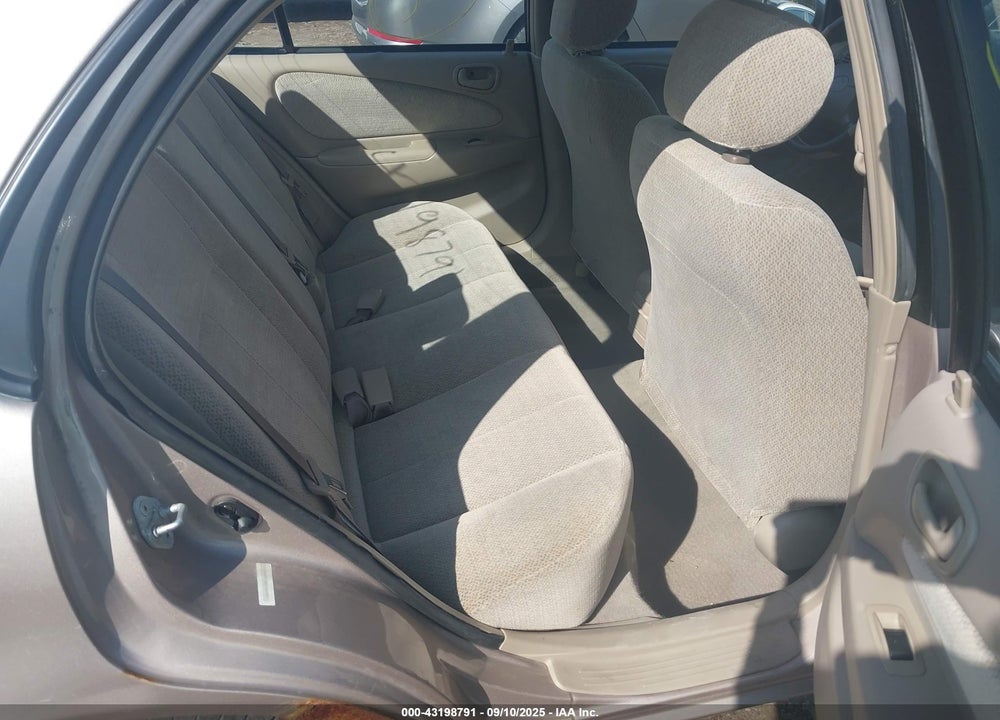 2001 TOYOTA COROLLA LE VIN: 1NXBR12E81Z496331