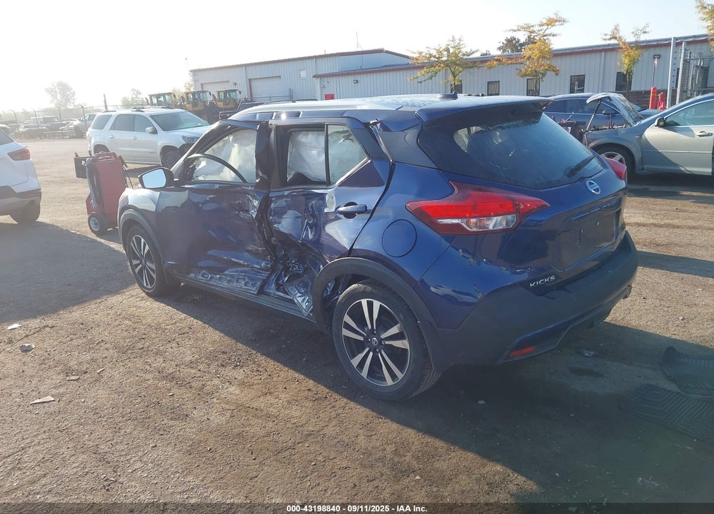 2019 NISSAN KICKS SR VIN: 3N1CP5CU5KL496085