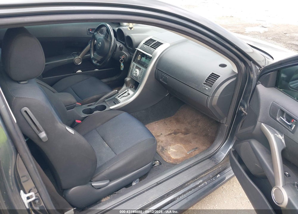 2010 SCION TC VIN: JTKDE3B72A0318341