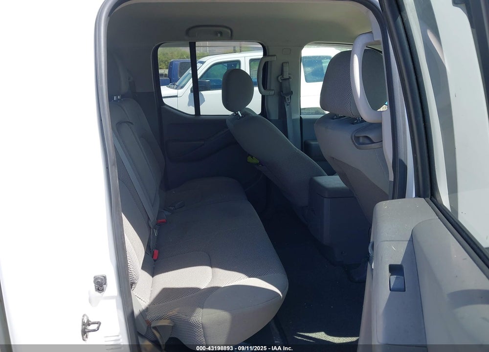 2007 NISSAN FRONTIER SE VIN: 1N6AD09U77C466352