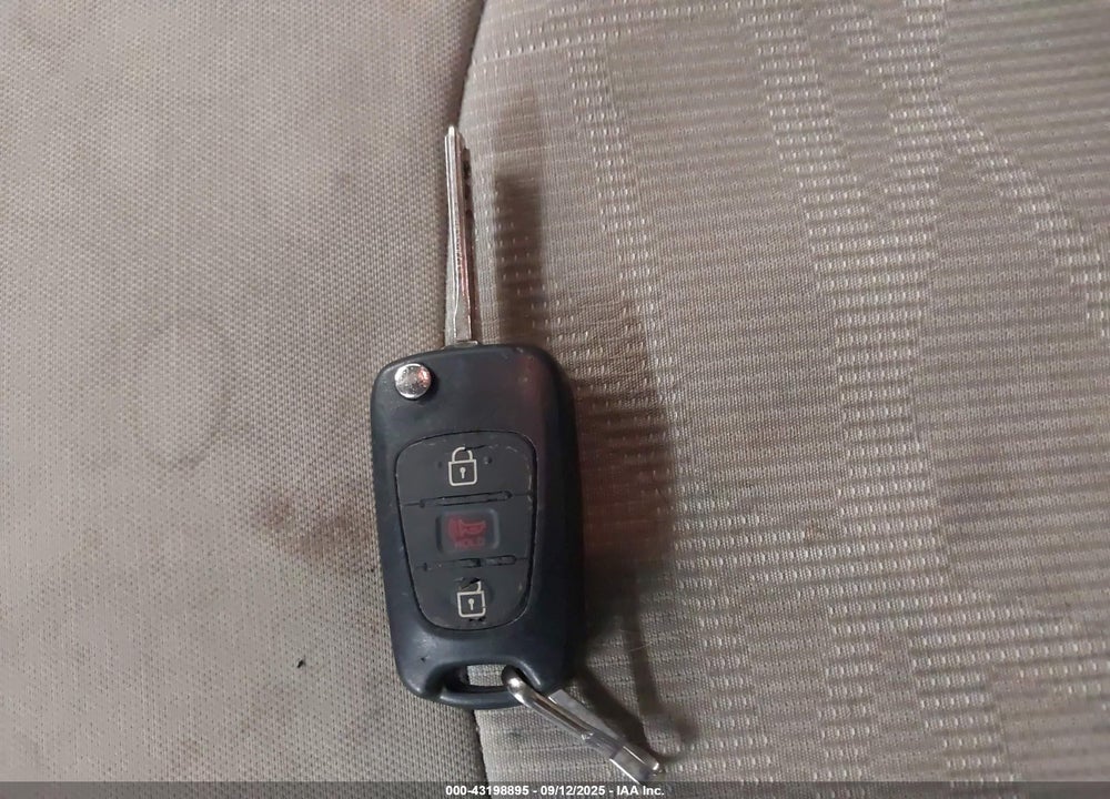 2013 KIA RIO VIN: KNADM4A34D6152059
