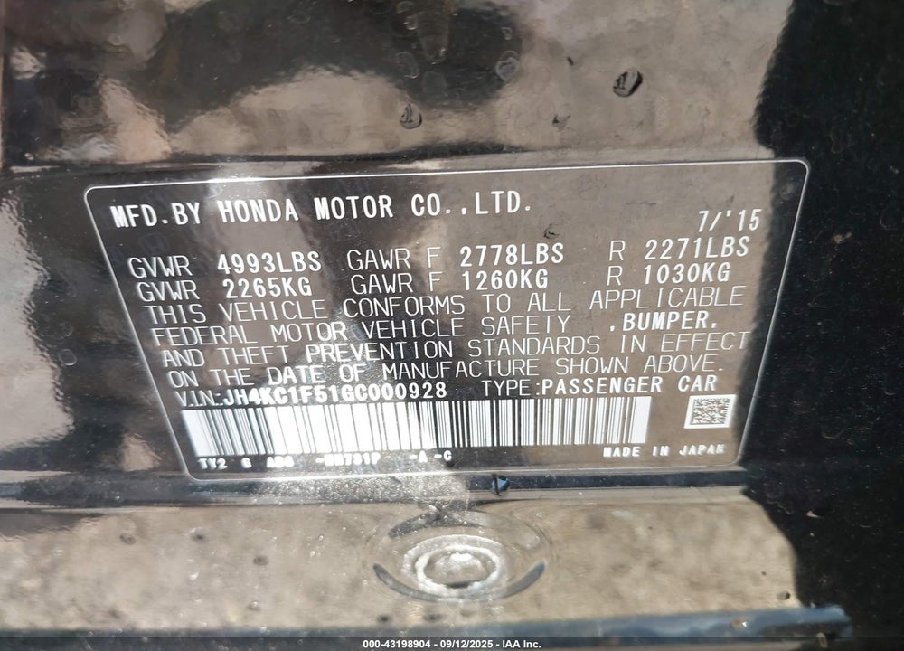2016 ACURA RLX VIN: JH4KC1F51GC000928