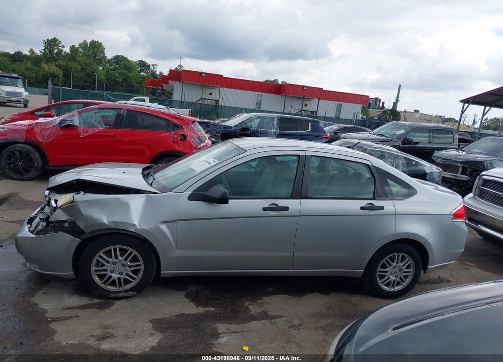 2011 FORD FOCUS VIN: 1FAHP3FN1BW187726