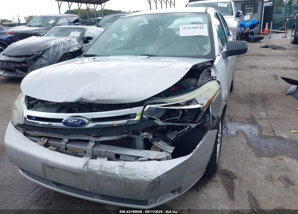 2011 FORD FOCUS VIN: 1FAHP3FN1BW187726