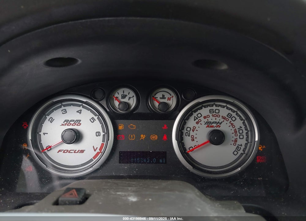 2011 FORD FOCUS VIN: 1FAHP3FN1BW187726