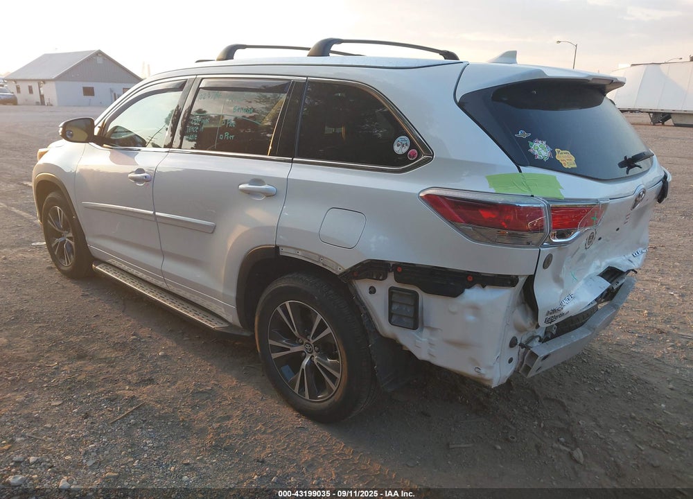 2016 TOYOTA HIGHLANDER VIN: 5TDJKRFH8GS500964