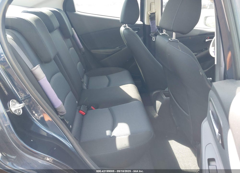 2016 SCION IA VIN: 3MYDLBZV2GY138482