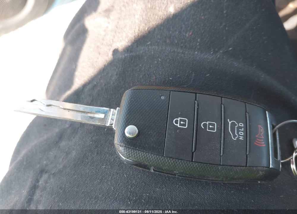 2016 KIA SOUL VIN: KNDJP3A51G7298653