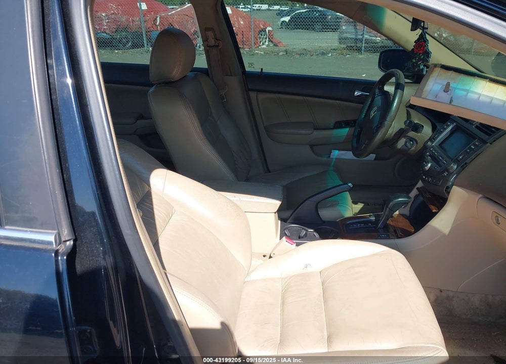 2006 HONDA ACCORD 3.0 EX VIN: 1HGCM66806A049429