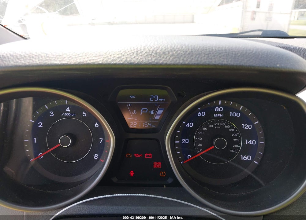 2016 HYUNDAI ELANTRA SE VIN: 5NPDH4AE5GH730740