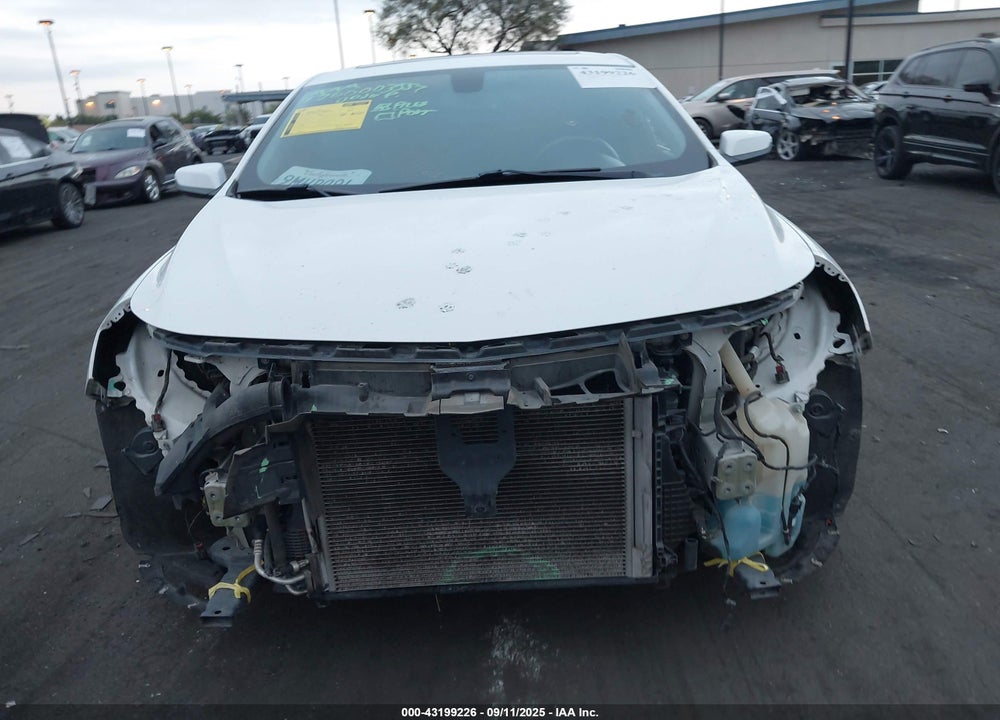 2016 CHEVROLET MALIBU VIN: 1G1ZE5ST3GF270014