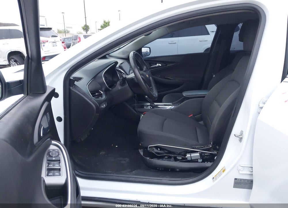 2016 CHEVROLET MALIBU VIN: 1G1ZE5ST3GF270014