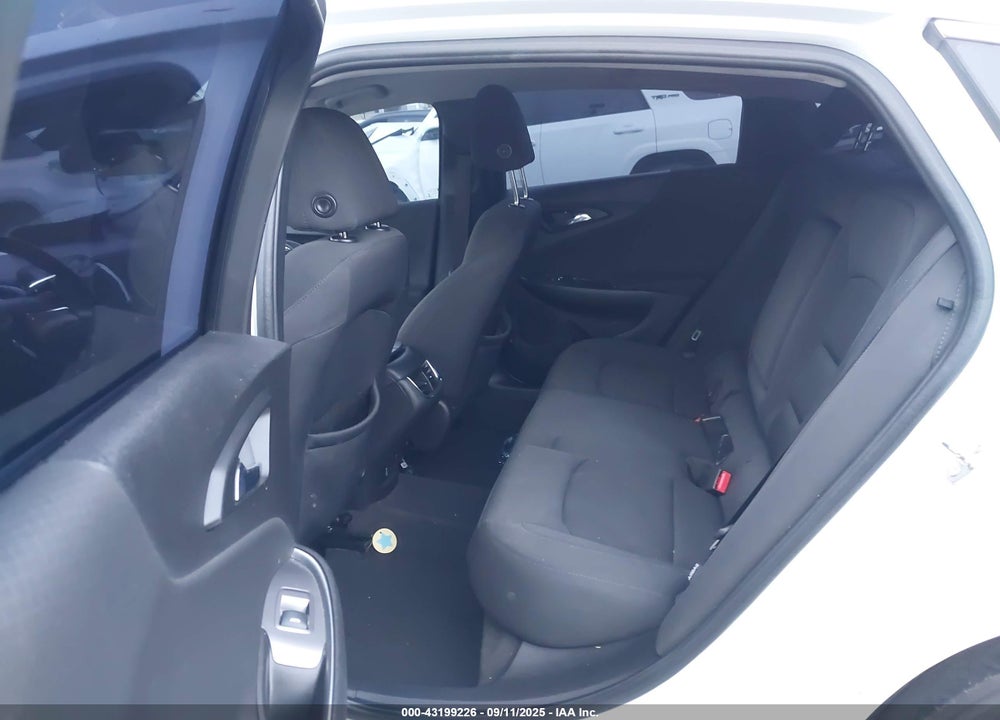2016 CHEVROLET MALIBU VIN: 1G1ZE5ST3GF270014