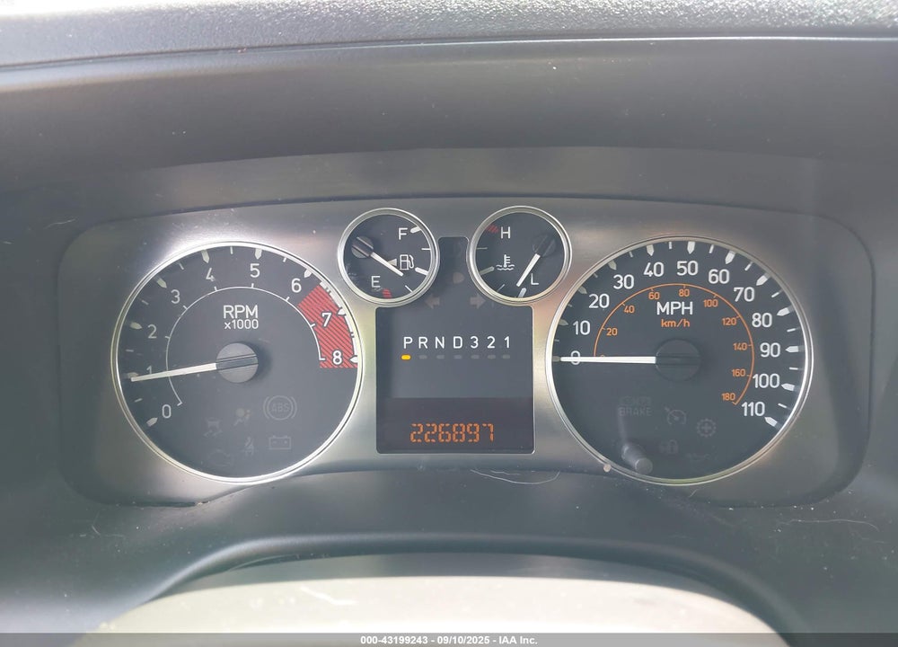2007 HUMMER H3 SUV VIN: 5GTDN13E878147400