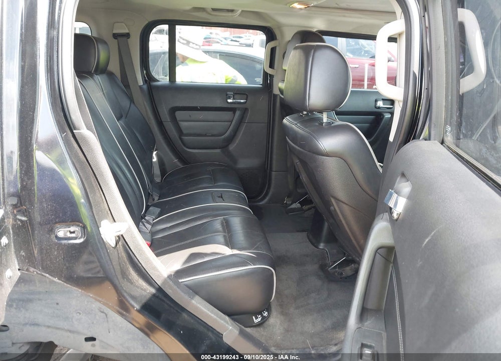 2007 HUMMER H3 SUV VIN: 5GTDN13E878147400
