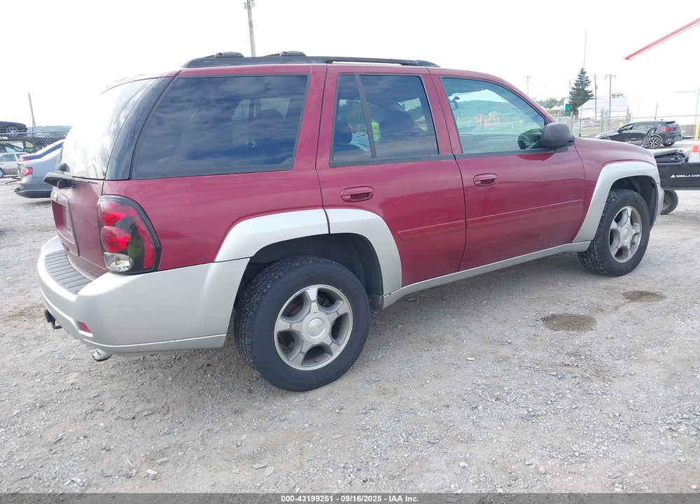 2008 CHEVROLET TRAILBLAZER LT VIN: 1GNDT13S782255134