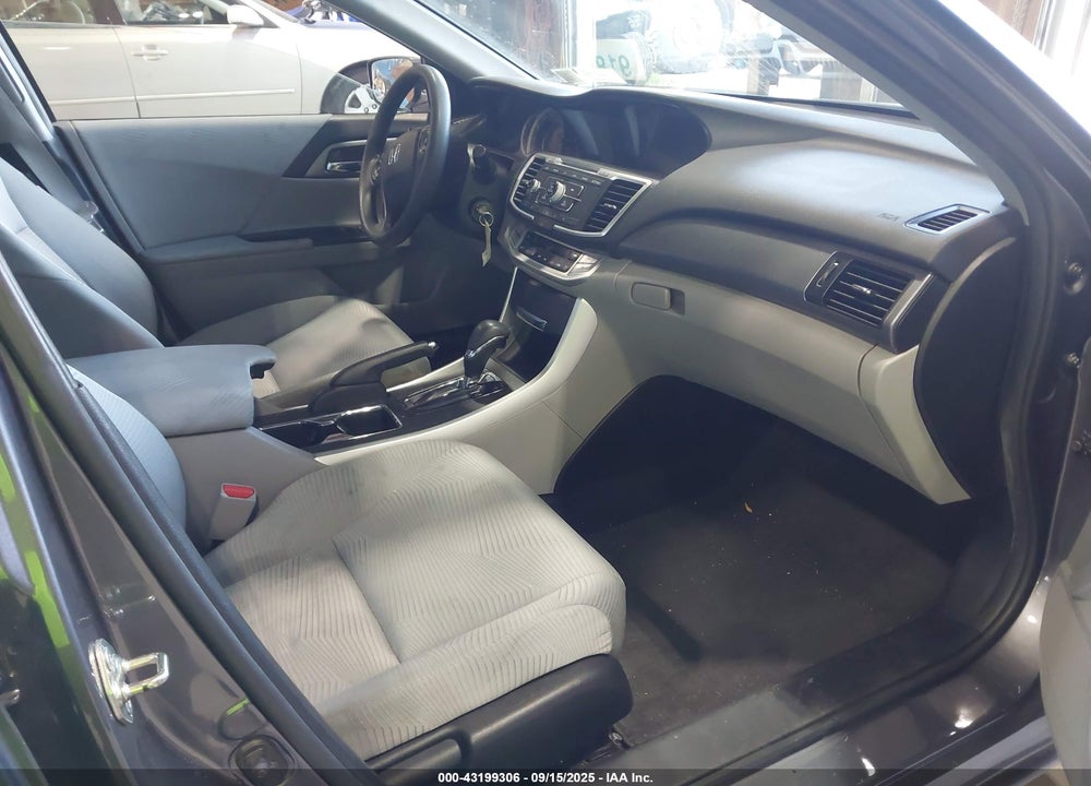 2014 HONDA ACCORD VIN: 1HGCR2F34EA245886