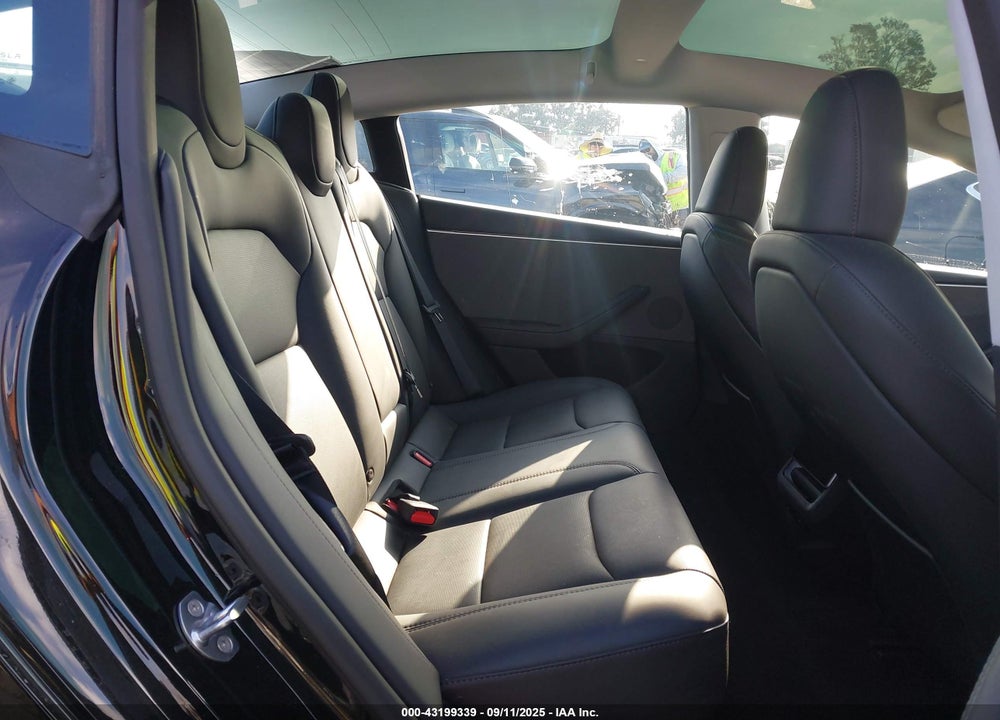 2025 TESLA MODEL 3 VIN: 5YJ3E1EA3SF968930